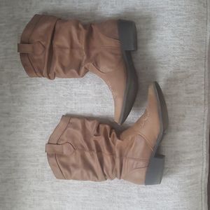 Womens size 7 cowboy boots